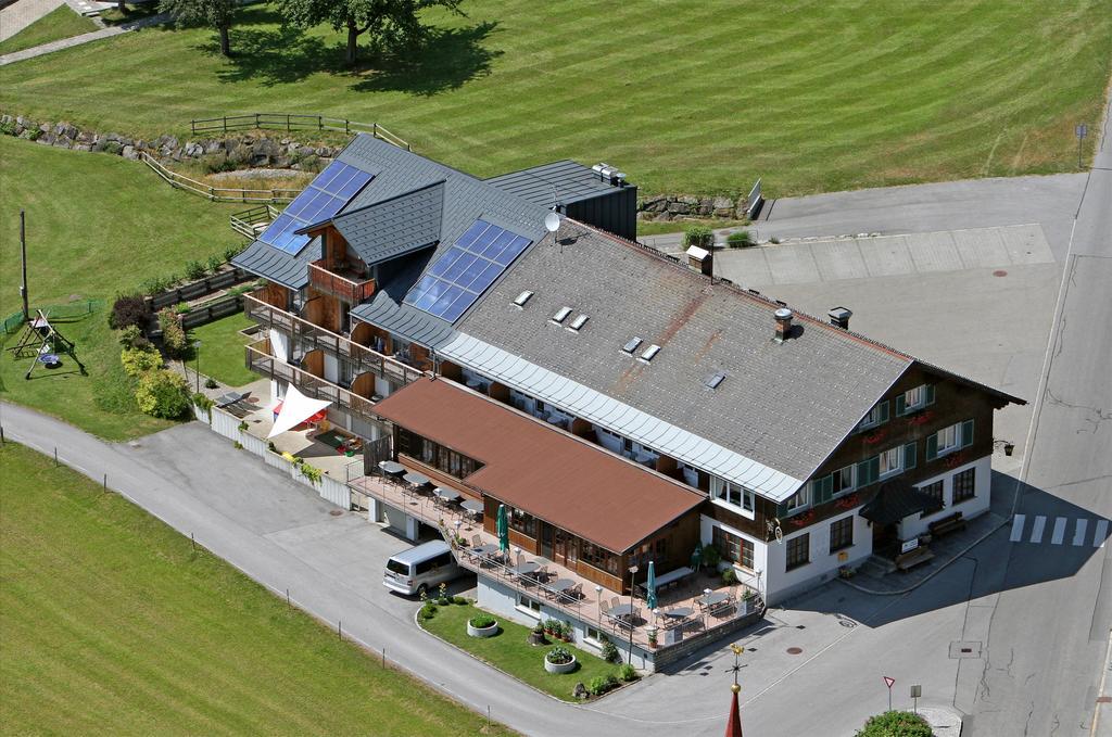 Gasthof Hirschen Sibratsgfäll Exterior foto